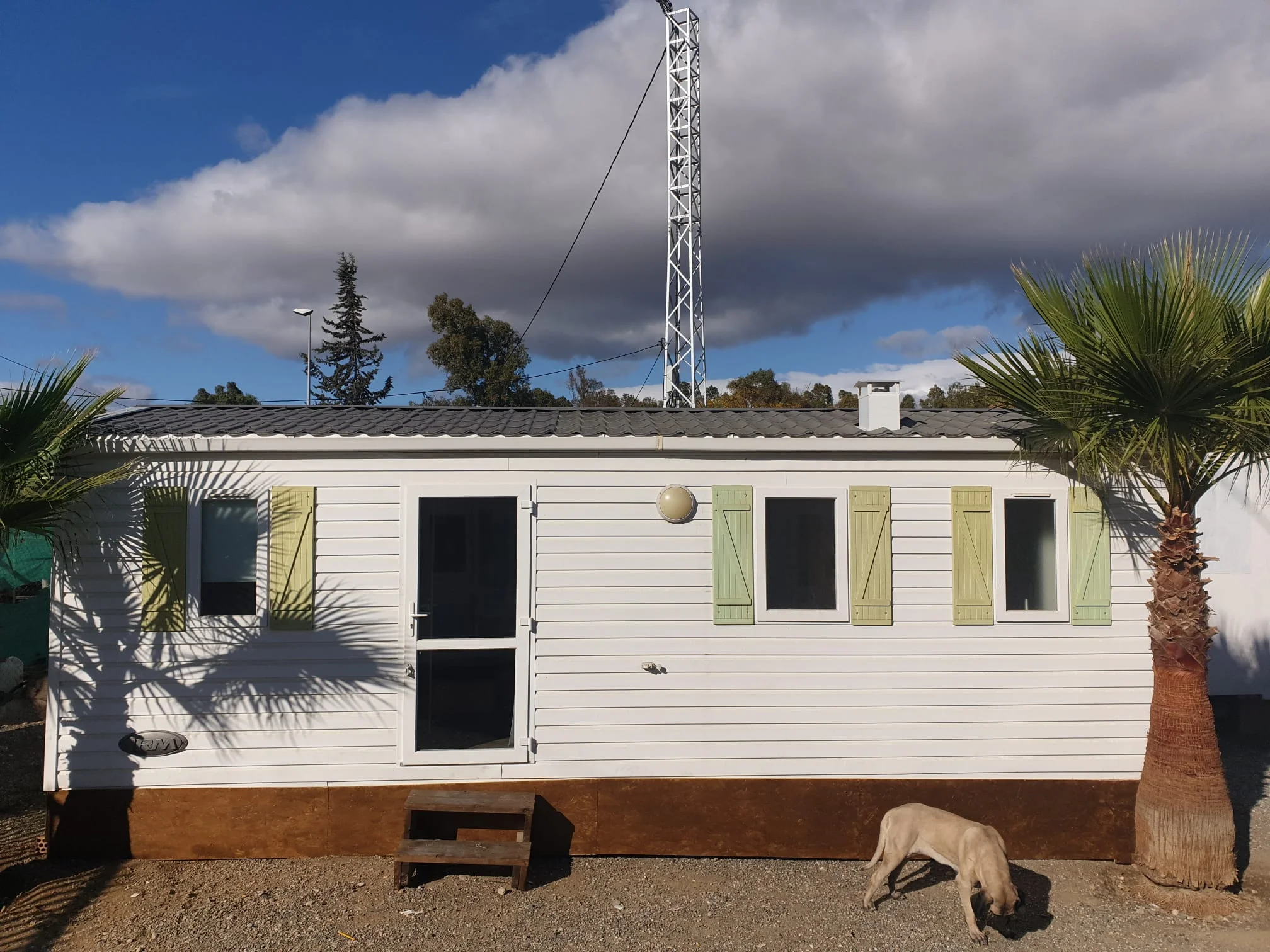 Casa Móvil 8x3