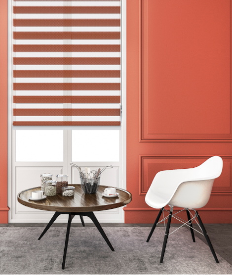  /></p>
<p><em>Fuente: Alker</em></p>
<h3>Enrollables</h3>
<p>Ofrecen simplicidad y son fáciles de manejar, permitiendo ajustar la entrada de luz de manera gradual.</p>
<p><img decoding=