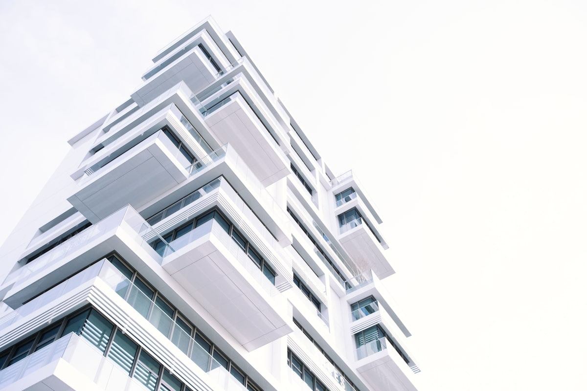 fachada-balcones-edificio-moderno