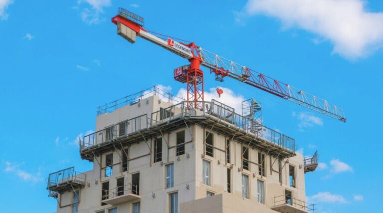 Auge-vivienda-España-portada