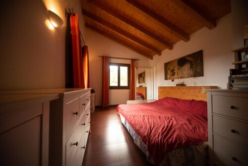 Casa de paja con técnica GREB en Barcelona 53913