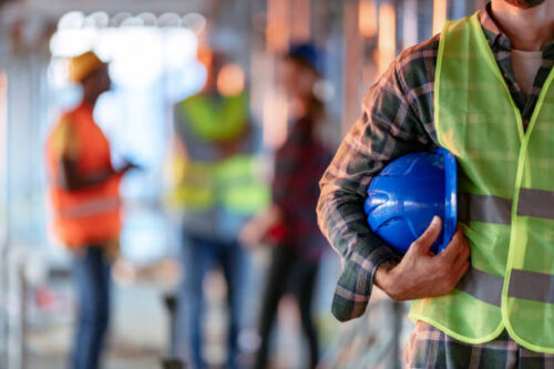 ¿Por qué es clave el Uniforme para prevenir Accidentes Laborales en la Construcción? 49104