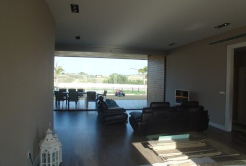 Casa Tipo Cubo de 246m2 54901