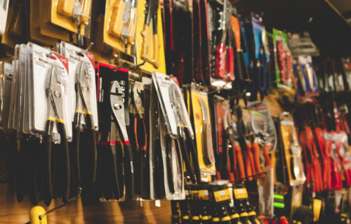 Descubre los beneficios de abrir una Franquicia en el sector de la Ferretería 50238