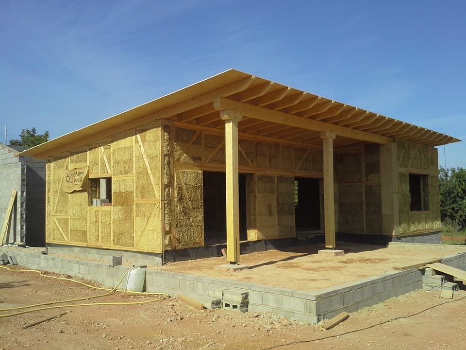 elegir-casas-paja-estructura-madera