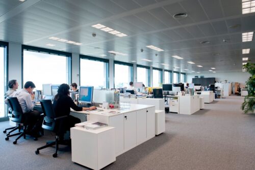 Plan de Ahorro y Eficiencia Energética en Oficinas 39218