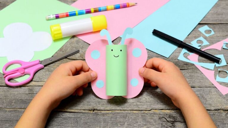 Manualidades para Niños con Material Reciclado 45740
